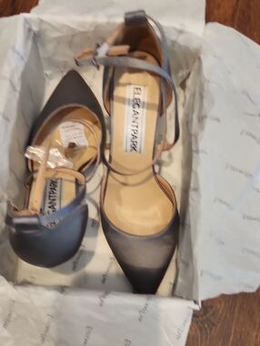 Elegant Park Grey Satin Heels Size 8